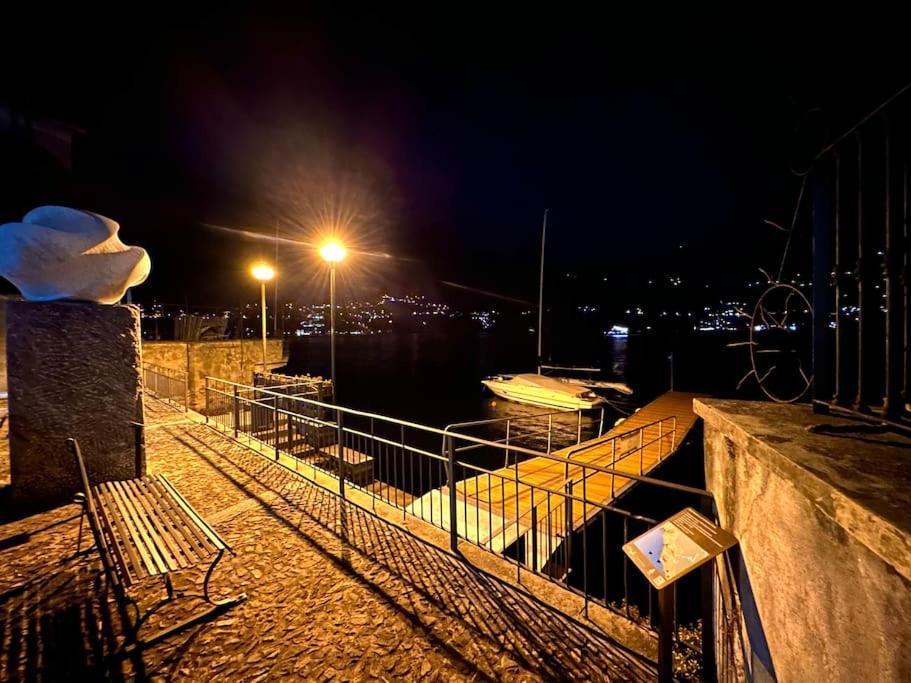 Romantic Home Stone With Amazing View Lake Of Como And Oleandra Laglio Bagian luar foto