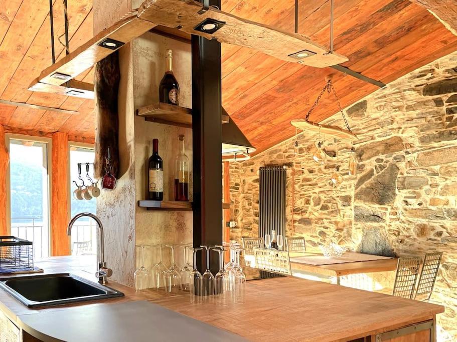 Romantic Home Stone With Amazing View Lake Of Como And Oleandra Laglio Bagian luar foto