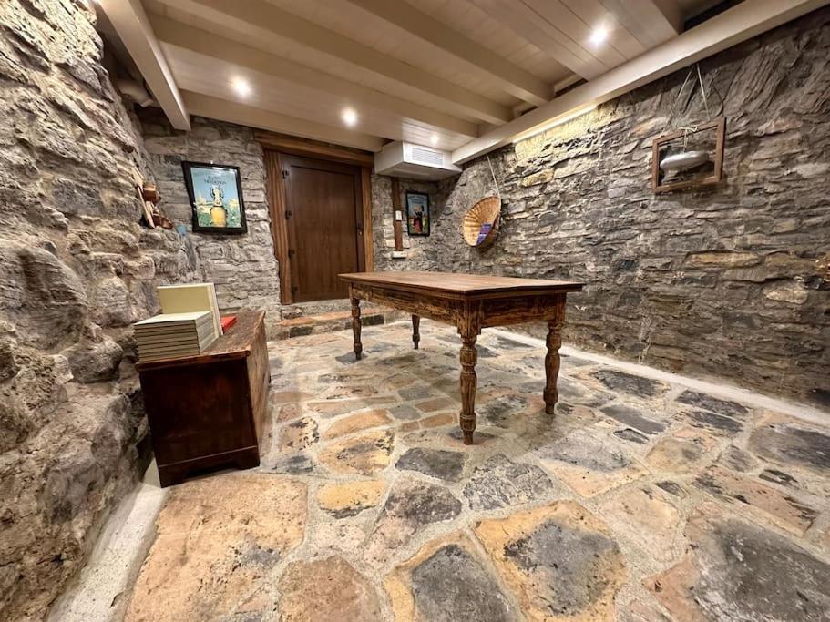 Romantic Home Stone With Amazing View Lake Of Como And Oleandra Laglio Bagian luar foto