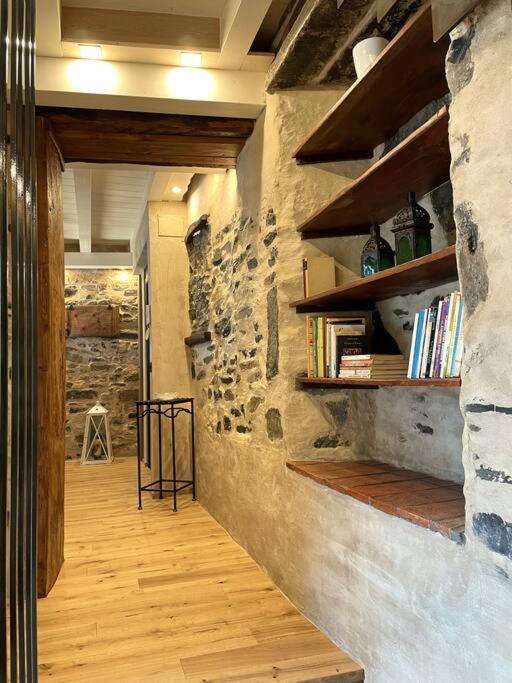 Romantic Home Stone With Amazing View Lake Of Como And Oleandra Laglio Bagian luar foto