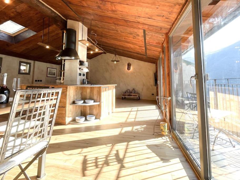 Romantic Home Stone With Amazing View Lake Of Como And Oleandra Laglio Bagian luar foto