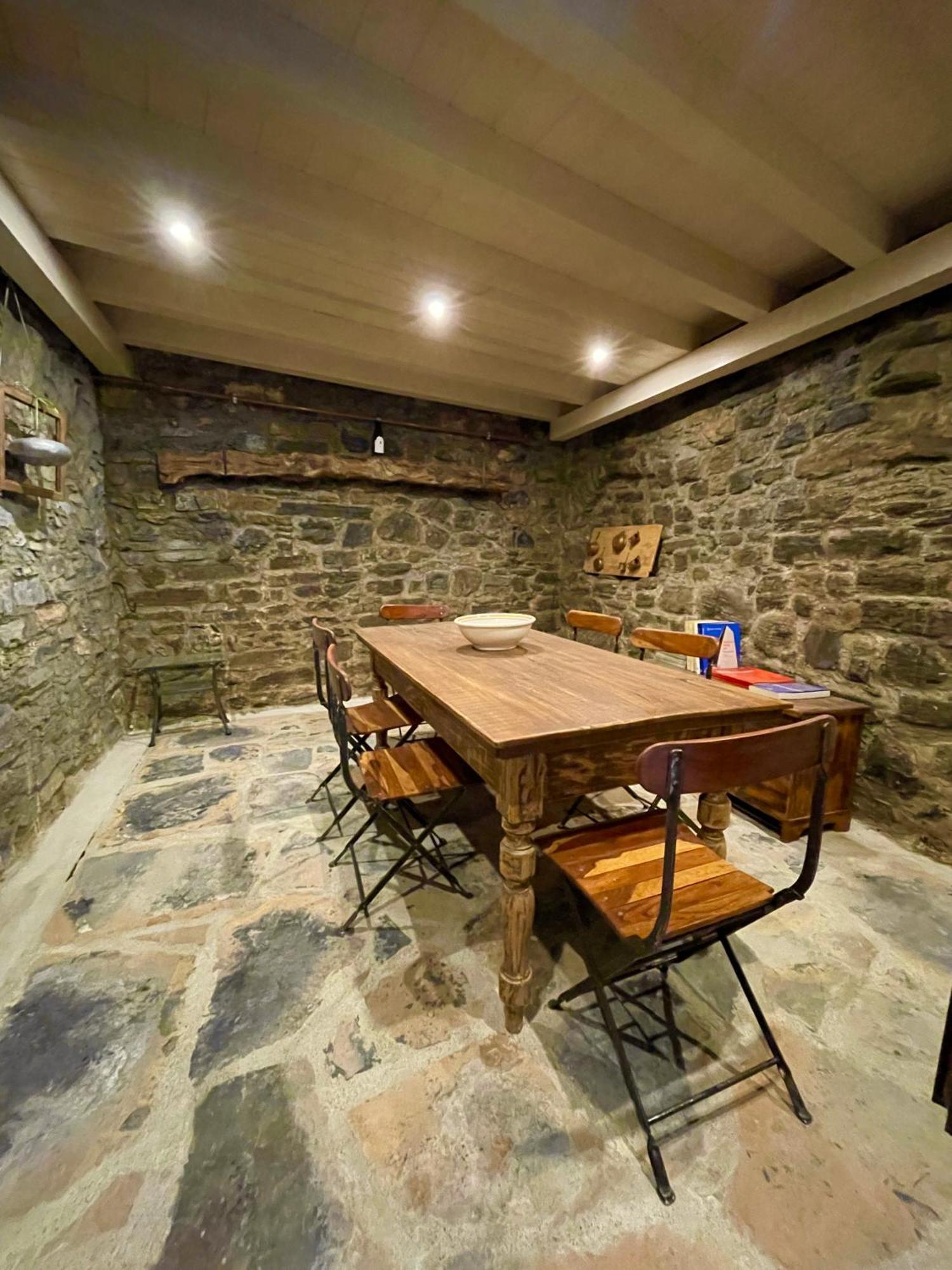 Romantic Home Stone With Amazing View Lake Of Como And Oleandra Laglio Bagian luar foto